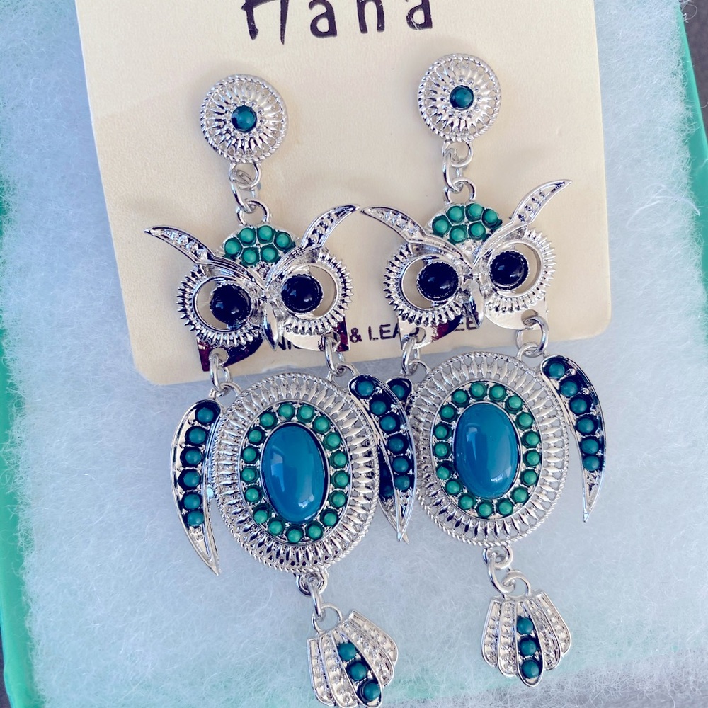 Turquoise blue and silver tone owl 🦉 earrings